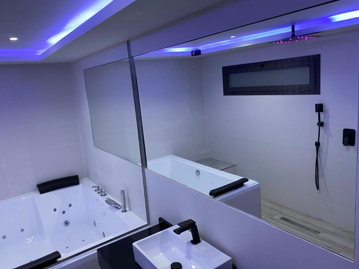 Apartamentos Las 7 Esencias Linares  Luaran gambar
