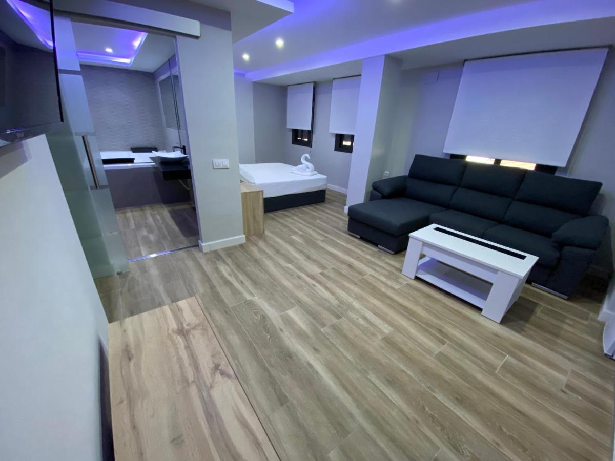 Apartamentos Las 7 Esencias Linares  Luaran gambar