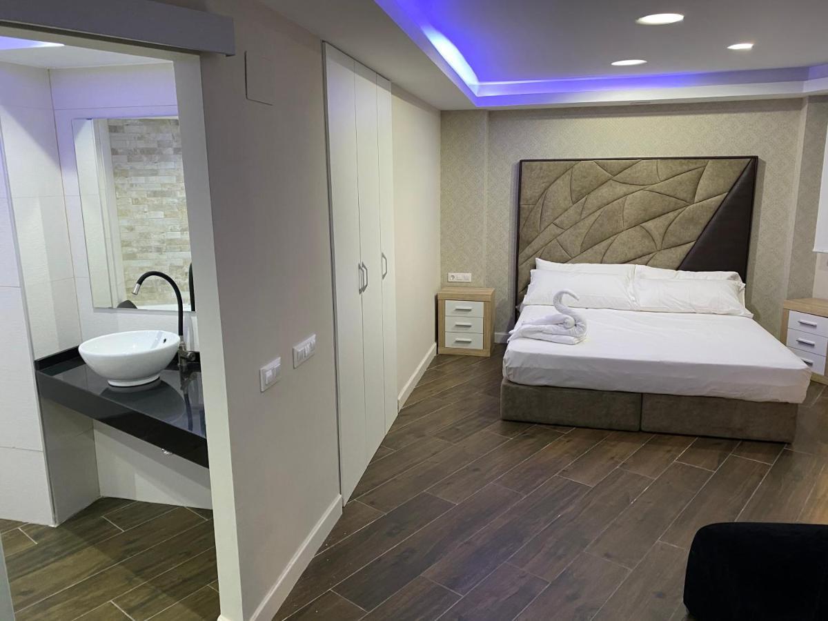 Apartamentos Las 7 Esencias Linares  Luaran gambar