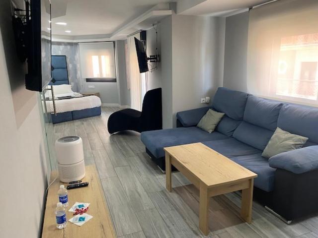 Apartamentos Las 7 Esencias Linares  Luaran gambar
